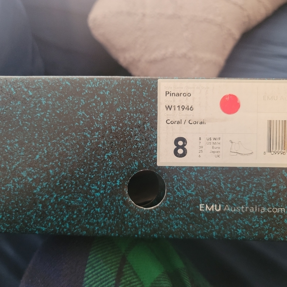 Nib Emu Australia Pinaroo Bootie, Size 8 - image 5